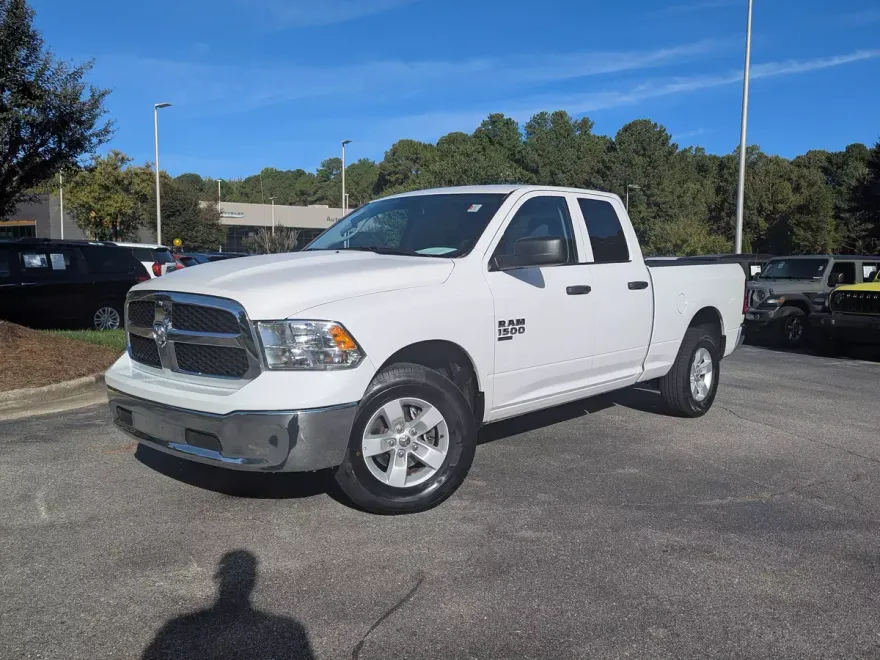 2024 Ram 1500 Classic SLT photo 1