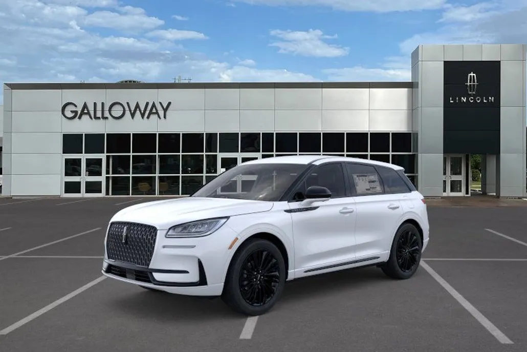 2025 Lincoln Corsair Premiere photo 1