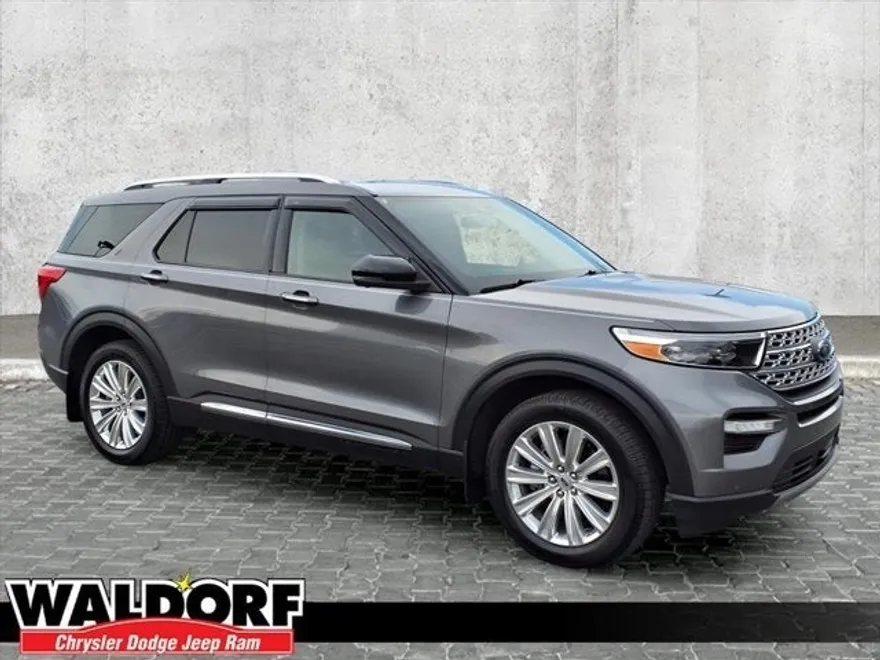 2022 Ford Explorer Limited photo 1