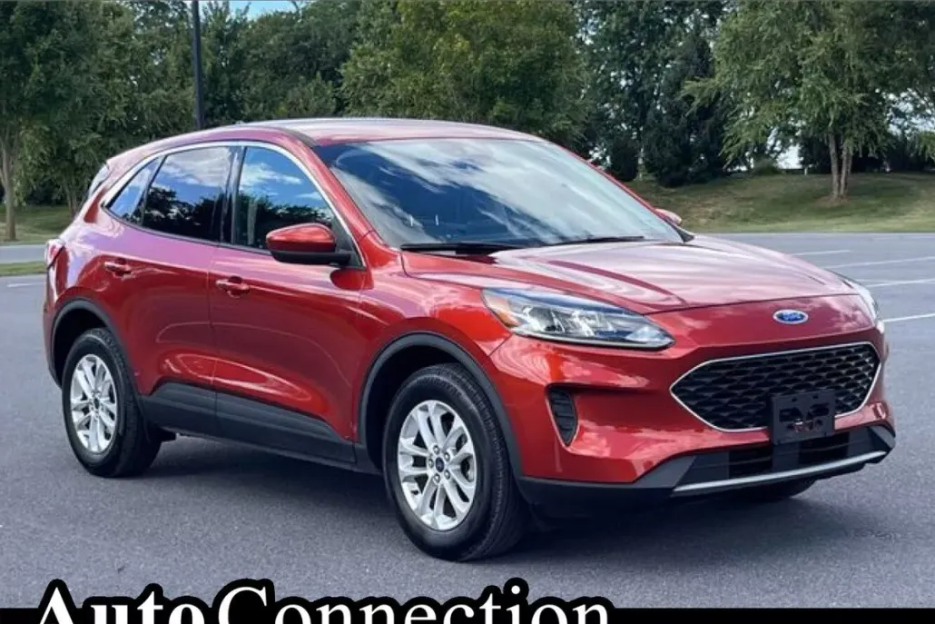 2020 Ford Escape SE photo 1