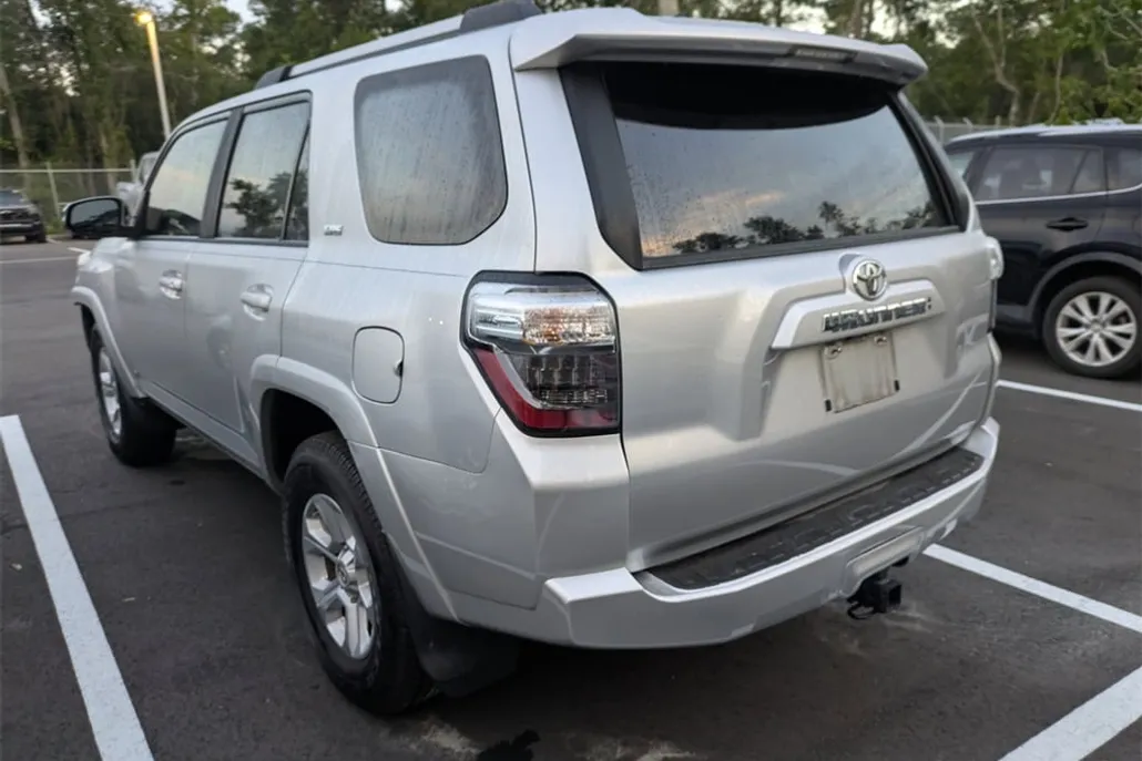 2021 Toyota 4Runner SR5 Premium photo 1