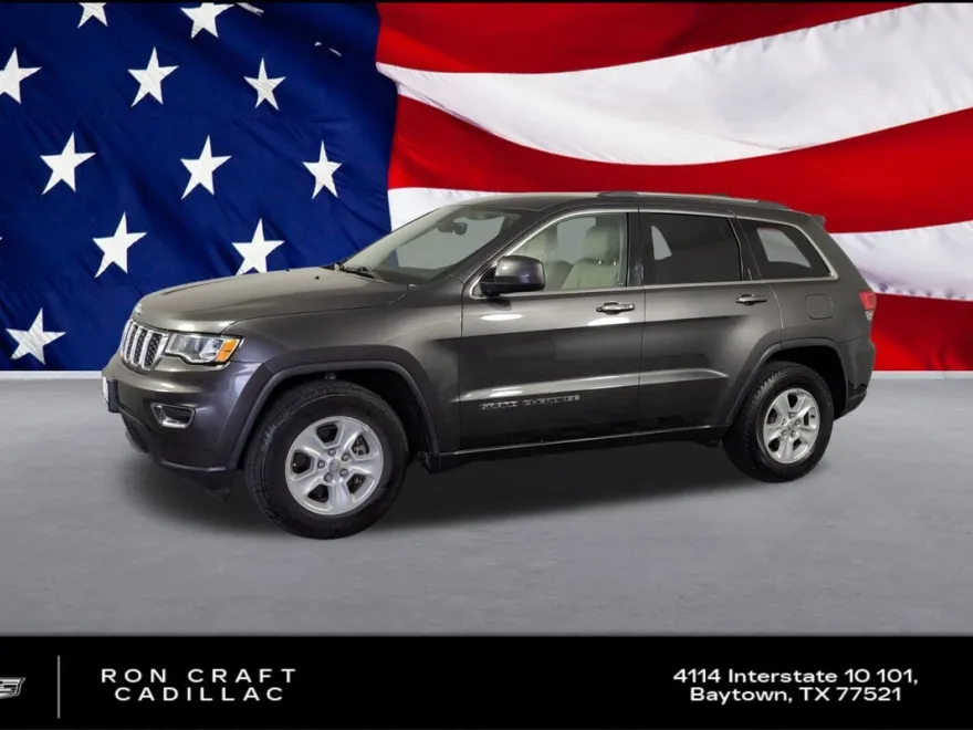 2017 Jeep Grand Cherokee Laredo photo 1