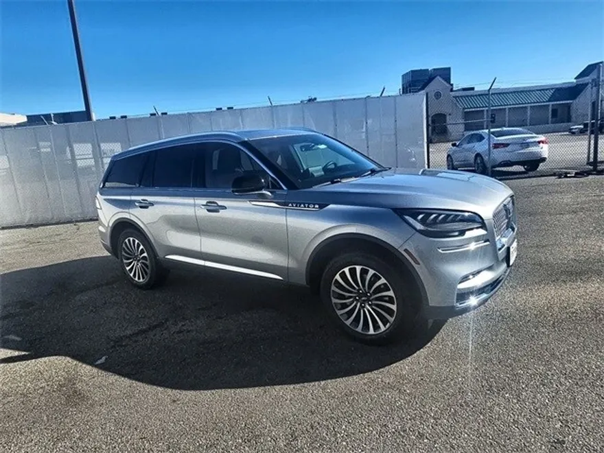 2023 Lincoln Aviator Reserve photo 1