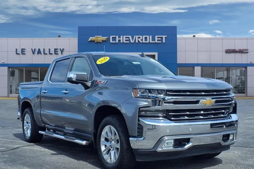 2019 Chevrolet Silverado 1500 LTZ photo 1