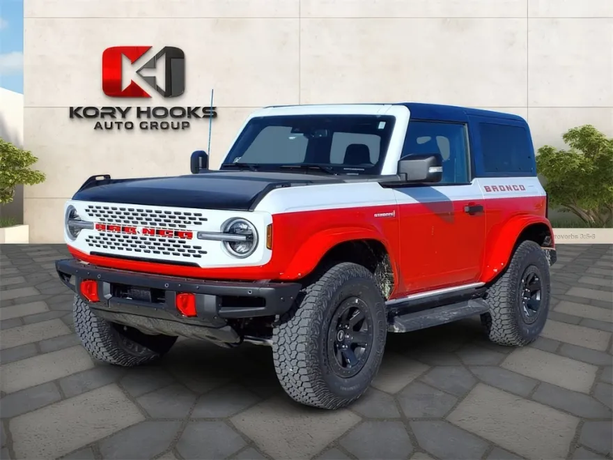 2025 Ford Bronco First Edition photo 1
