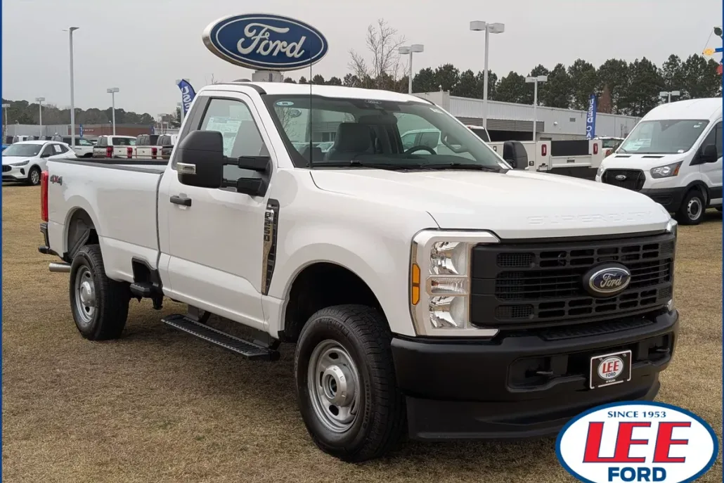 2025 Ford F-250 XL photo 1