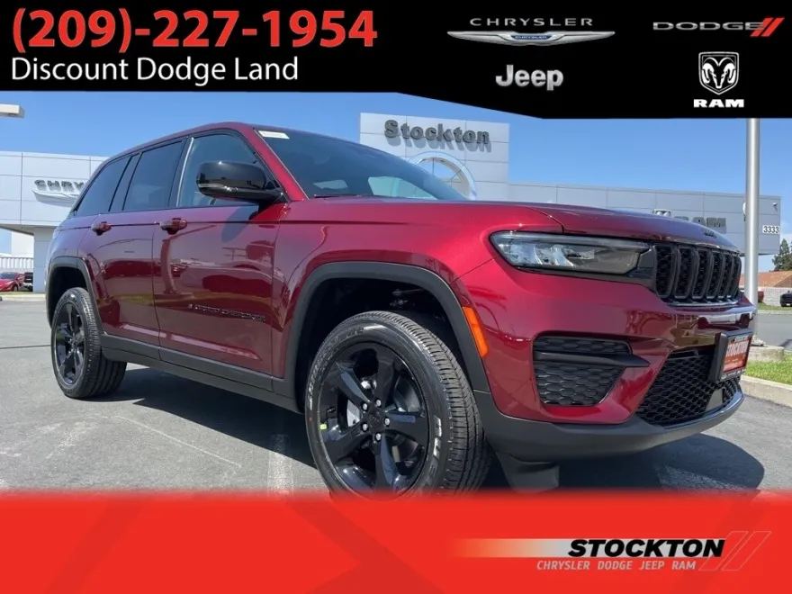 2025 Jeep Grand Cherokee Altitude photo 1