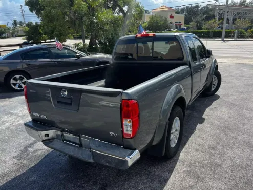 2017 Nissan Frontier King Cab S photo 4