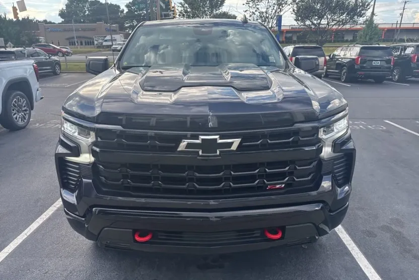 2023 Chevrolet Silverado 1500 LT Trail Boss photo 1