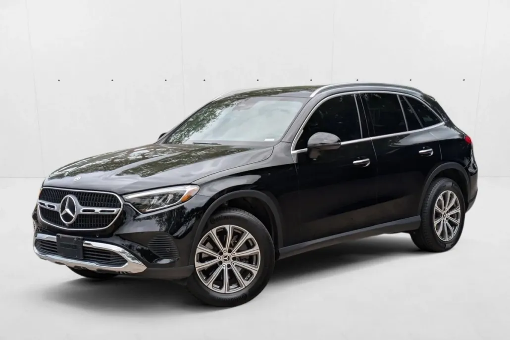 2024 Mercedes Benz GLC 300 photo 1