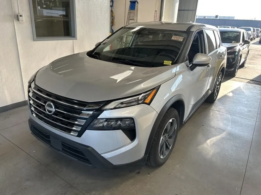 2024 Nissan Rogue SV photo 1