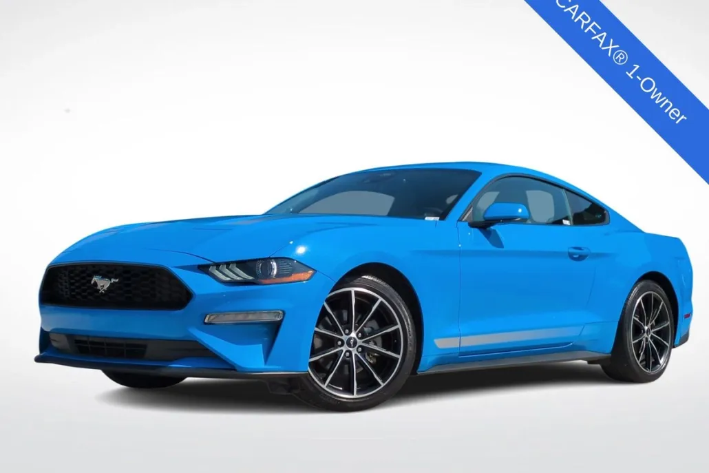 2022 Ford Mustang EcoBoost photo 1