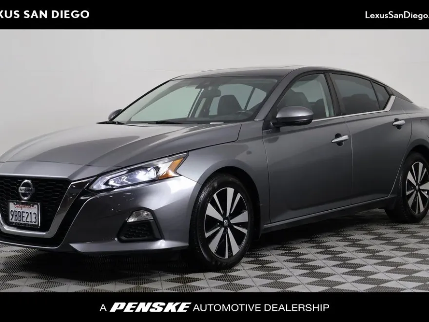 2022 Nissan Altima 2.5 SV photo 1