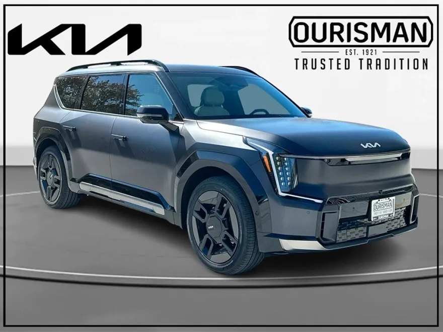 2026 Kia EV9 GT-Line photo 1