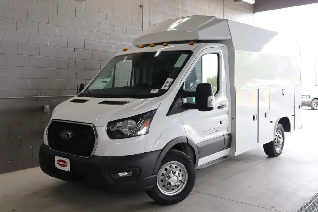 2024 Ford Transit Cutaway Chassis photo 1