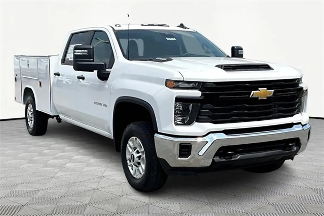 2025 Chevrolet Silverado 2500HD photo 1