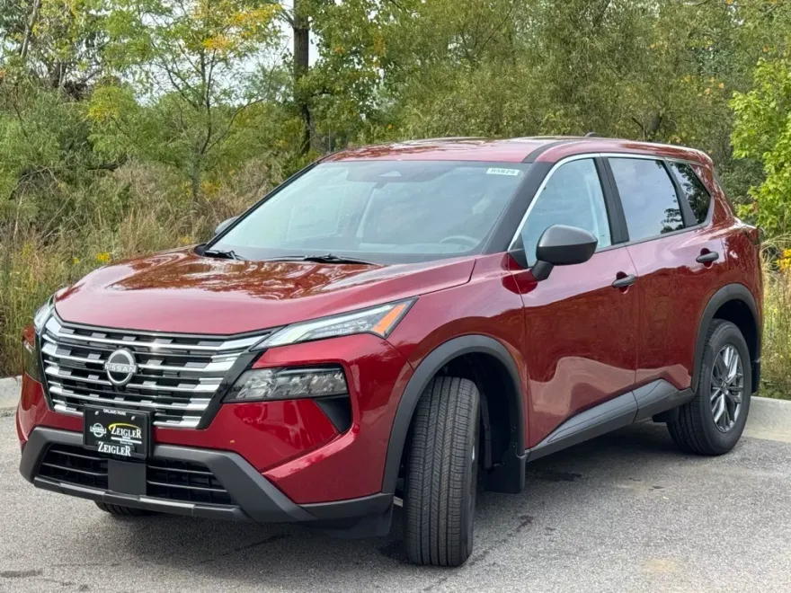 2026 Nissan Rogue S photo 1
