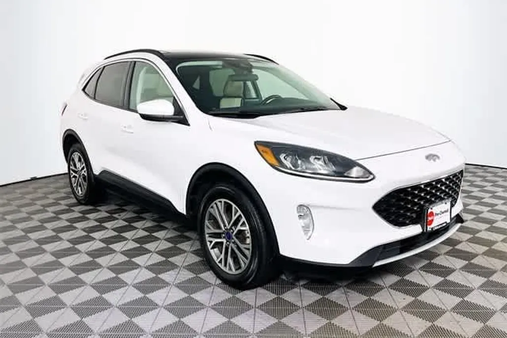 2022 Ford Escape SEL photo 1