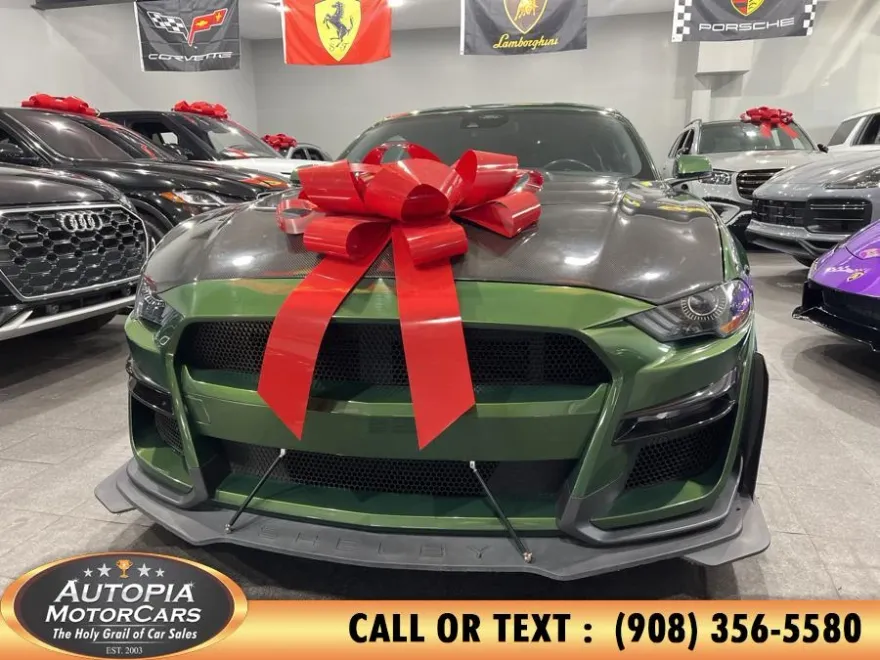 2022 Ford Mustang GT Premium photo 1