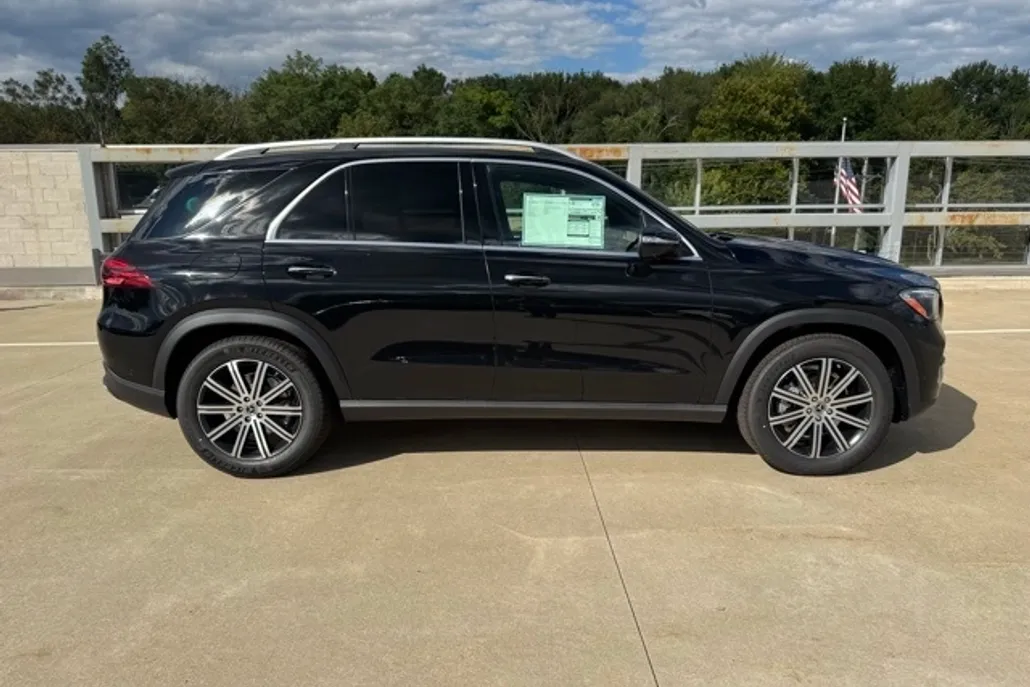 2026 Mercedes Benz GLE 350 4MATIC photo 1