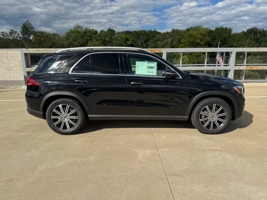 2026 Mercedes Benz GLE 350 4MATIC photo 1