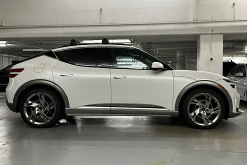 2024 Genesis GV60 Performance photo 2