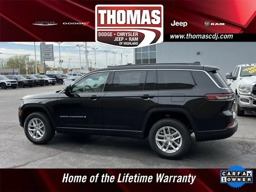 2025 Jeep Grand Cherokee Laredo photo 1