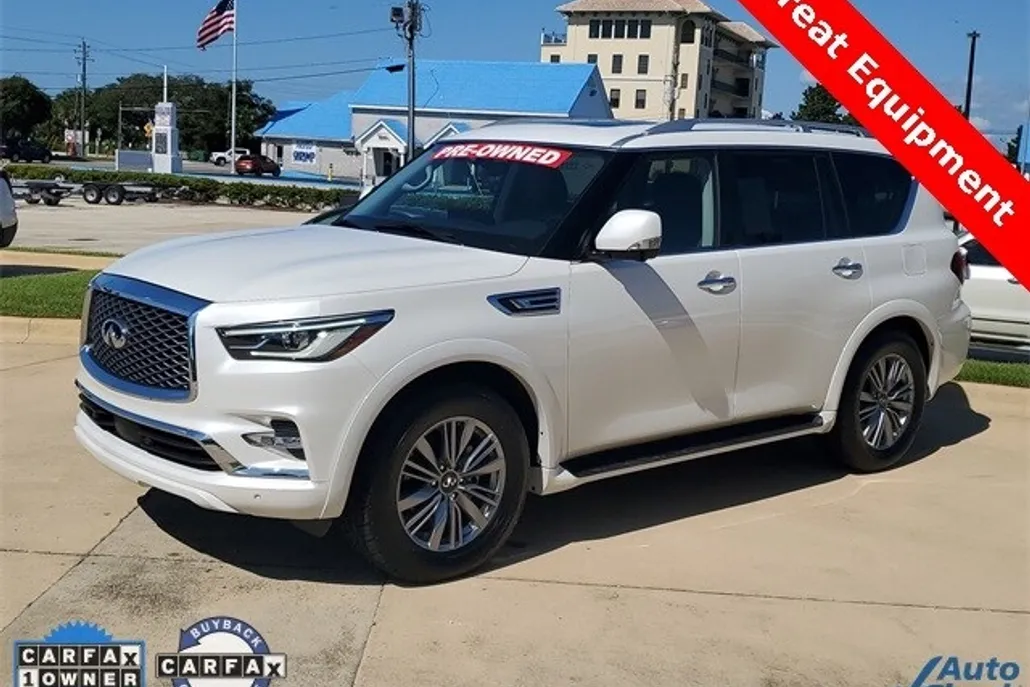2024 Infiniti QX80 Luxe photo 1