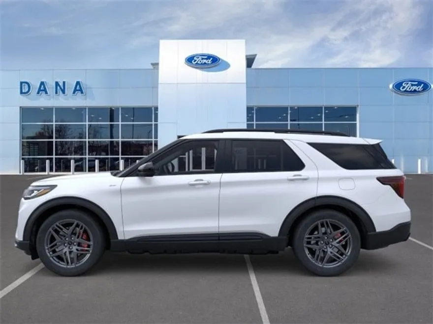 2025 Ford Explorer ST-Line photo 1