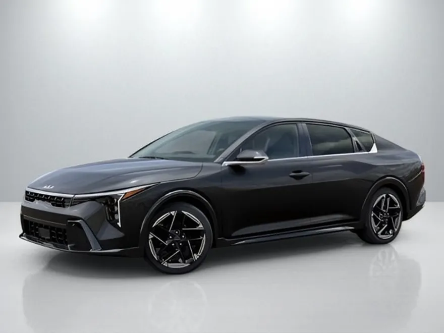 2025 Kia K4 GT-Line photo 1