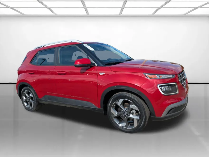 2022 Hyundai Venue Limited photo 1