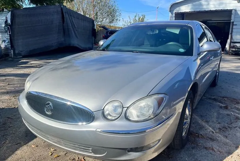 2007 Buick LaCrosse CX photo 1