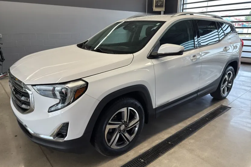 2020 Gmc Terrain SLT photo 1