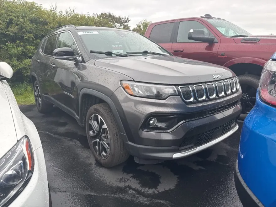 2022 Jeep Compass Limited photo 1