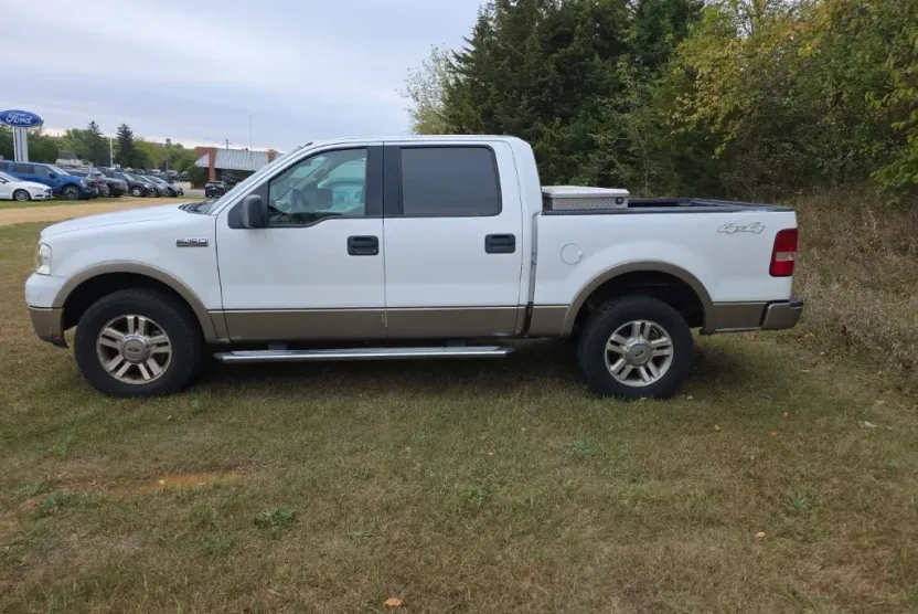 2005 Ford F-150 XLT photo 1