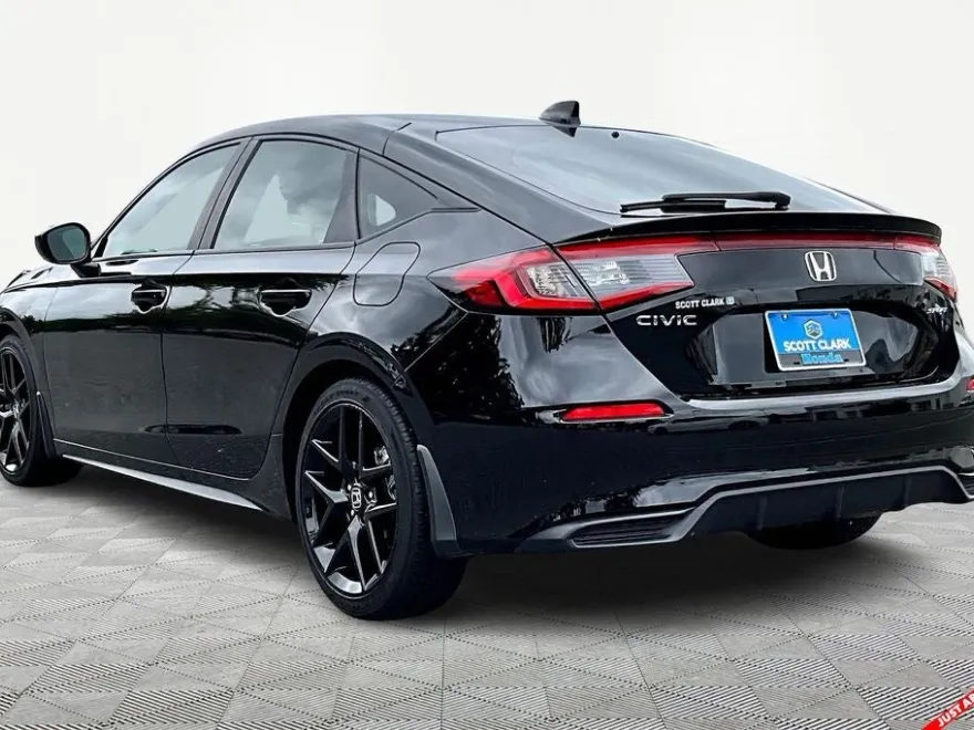 2024 Honda Civic Sport photo 1