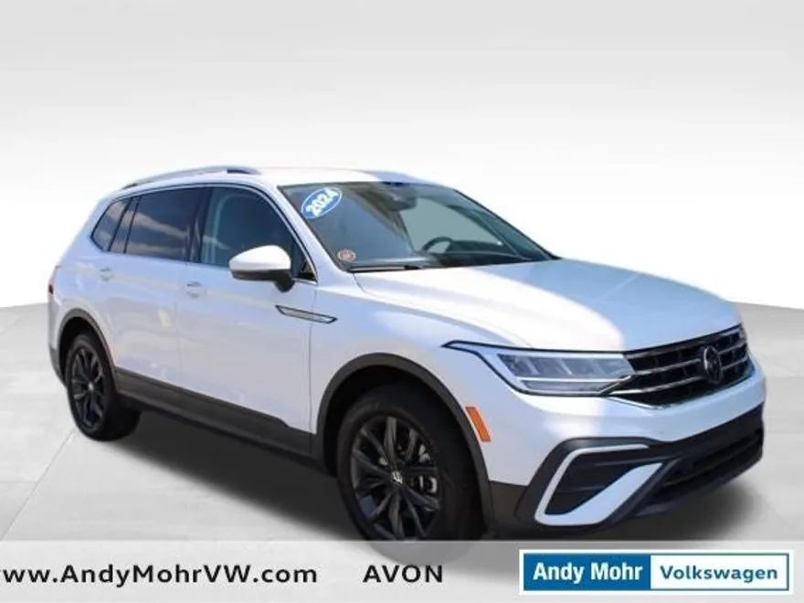 2024 Volkswagen Tiguan SE Wolfsburg Edition photo 1