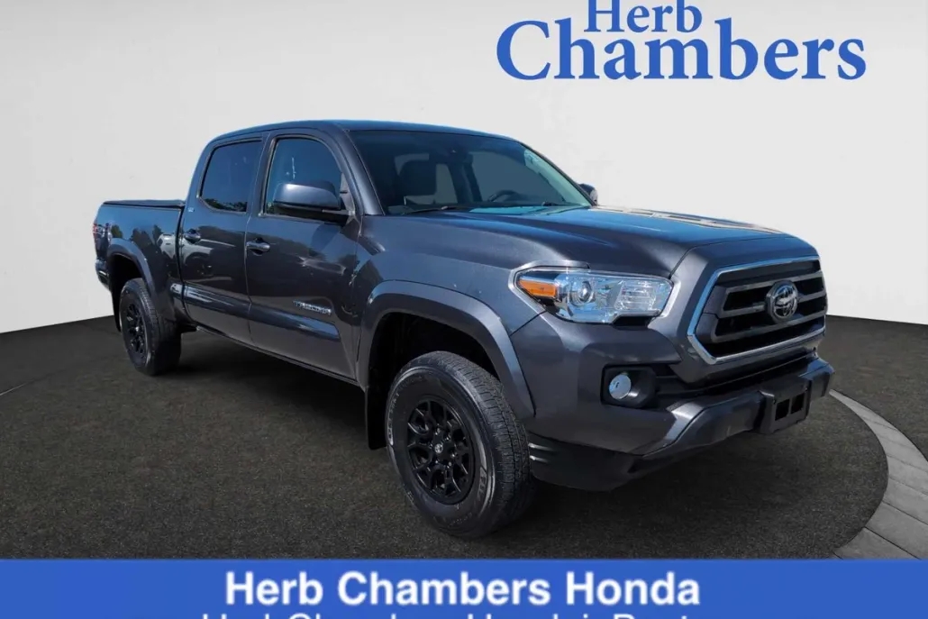 2022 Toyota Tacoma SR5 V6 photo 1