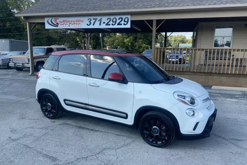 2016 Fiat 500L Trekking photo 1