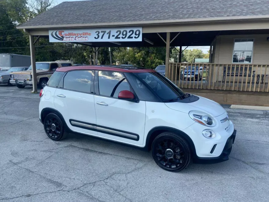 2016 Fiat 500L Trekking photo 1