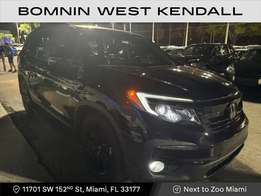 2021 Honda Pilot Special Edition photo 1