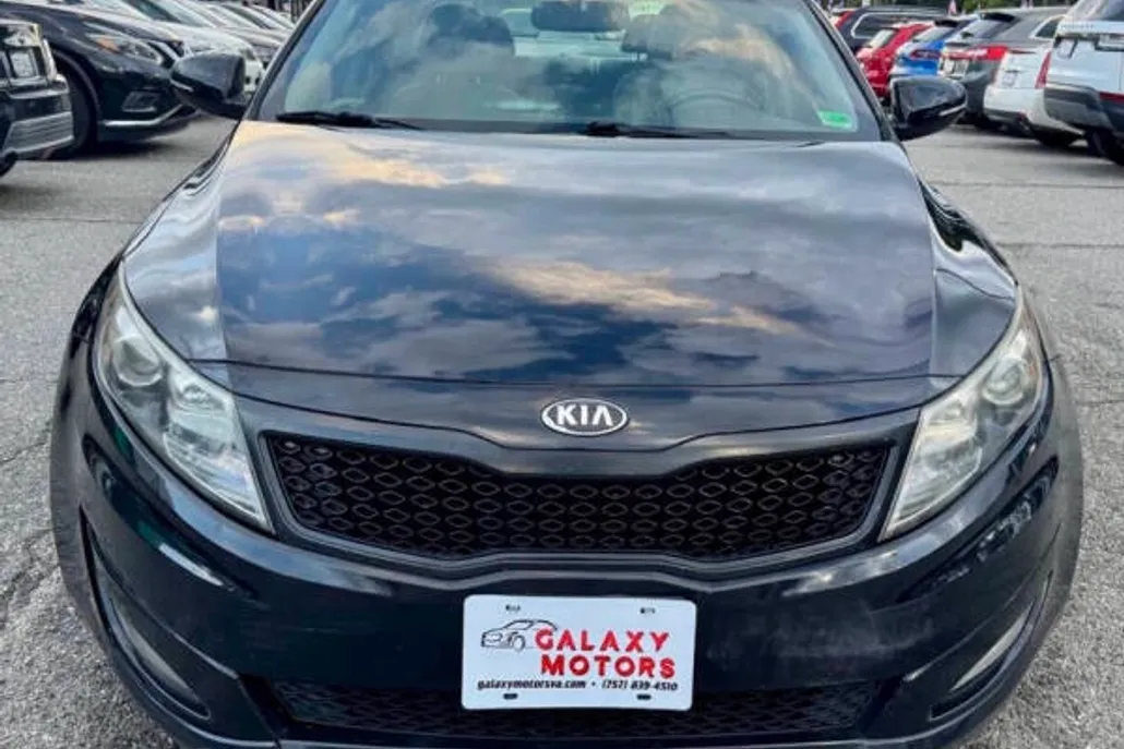 2013 Kia Optima EX photo 1