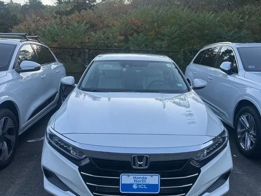 2022 Honda Accord LX photo 1