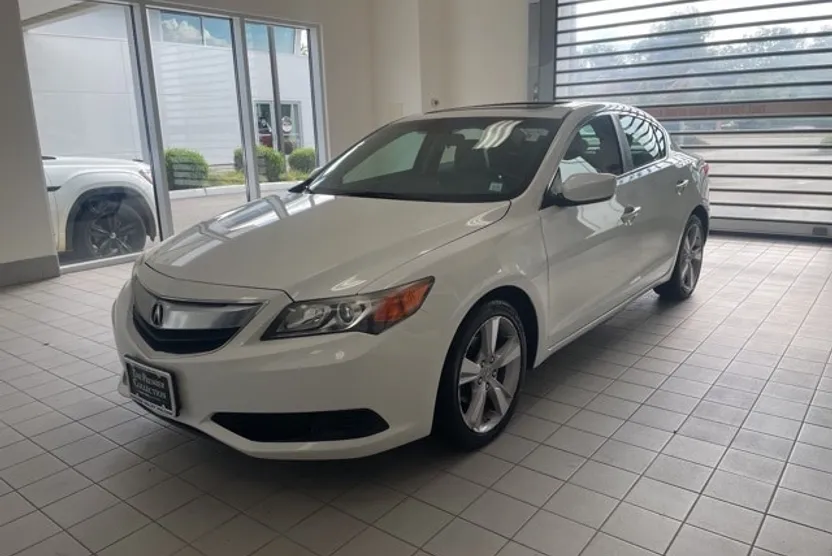 2014 Acura ILX 2.0L photo 1