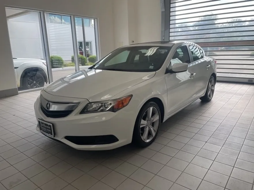 2014 Acura ILX 2.0L photo 1