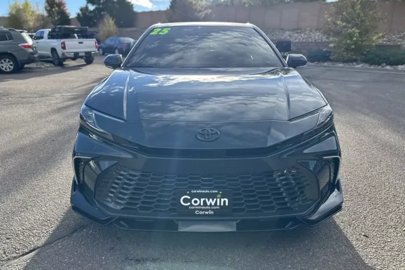 2025 Toyota Camry XSE photo 1