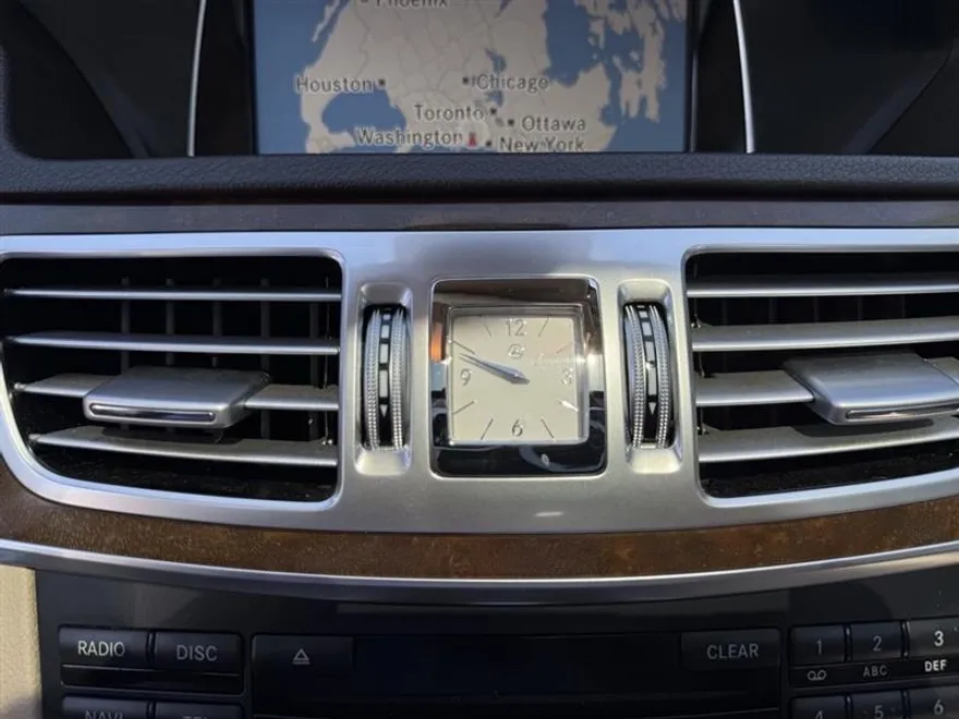 2015 Mercedes Benz E 350 photo 22