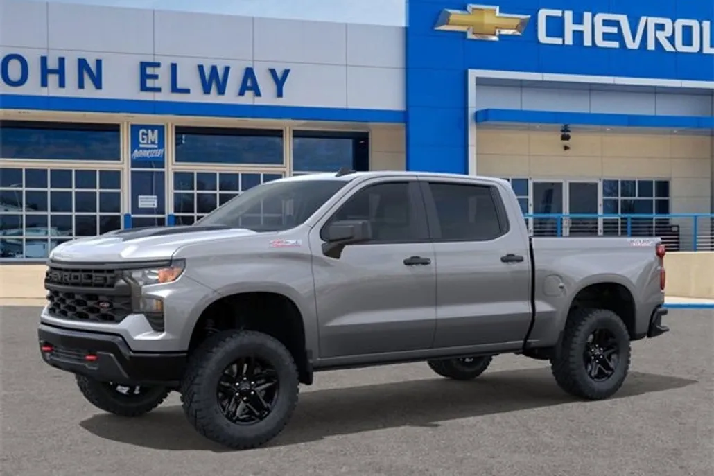 2026 Chevrolet Silverado Trail Boss Custom photo 1