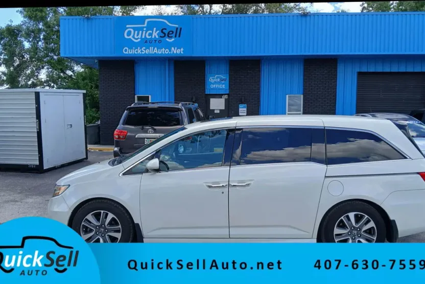 2015 Honda Odyssey Touring Elite photo 1