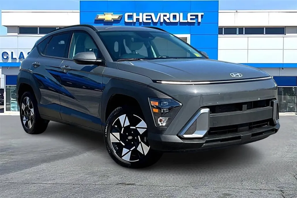 2025 Hyundai Kona SEL photo 1